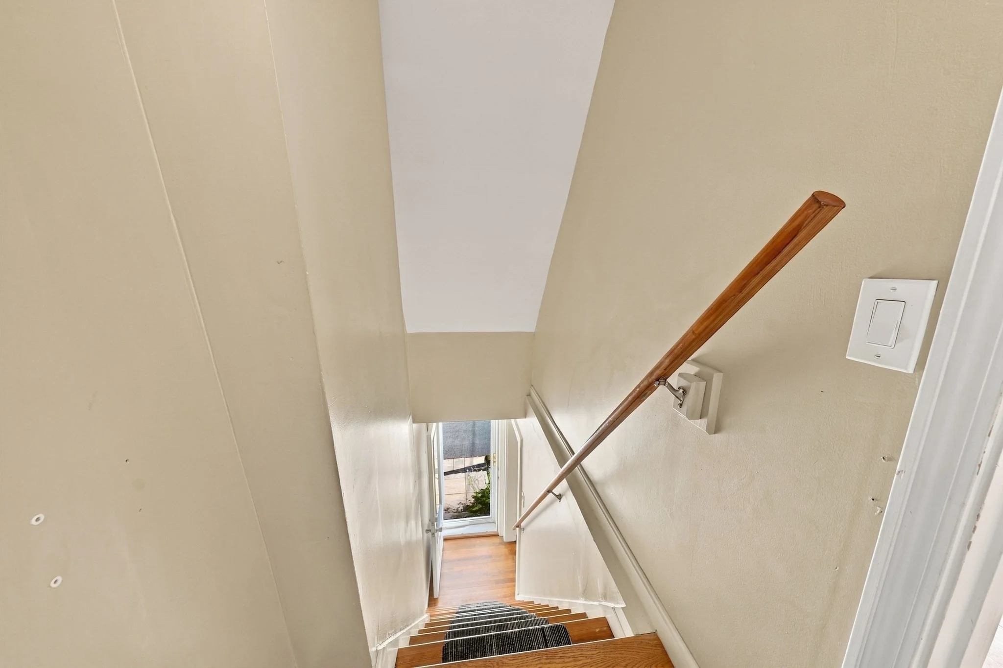 2 bed, 1 bath apartment for rent at 17 Beeden Rd Unit 1, Westport — photo 18 of 28