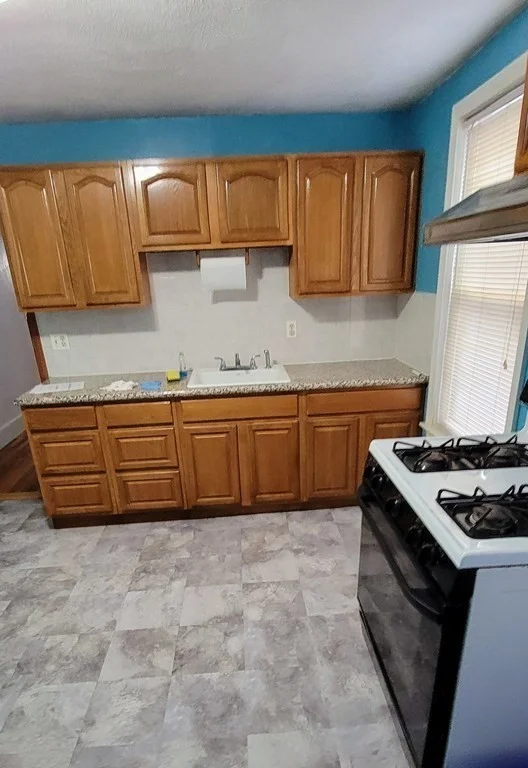 2 bed, 1 bath apartment for rent at 17 Benner Ave Unit 17, Malden — photo 2 of 7
