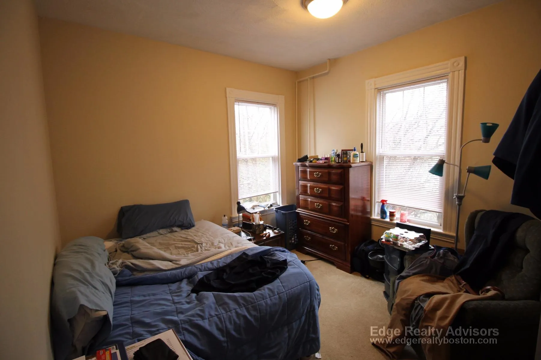 5 bed, 4+ bath apartment for rent at 17 Bennett St Unit 1, Brighton — photo 4 of 13