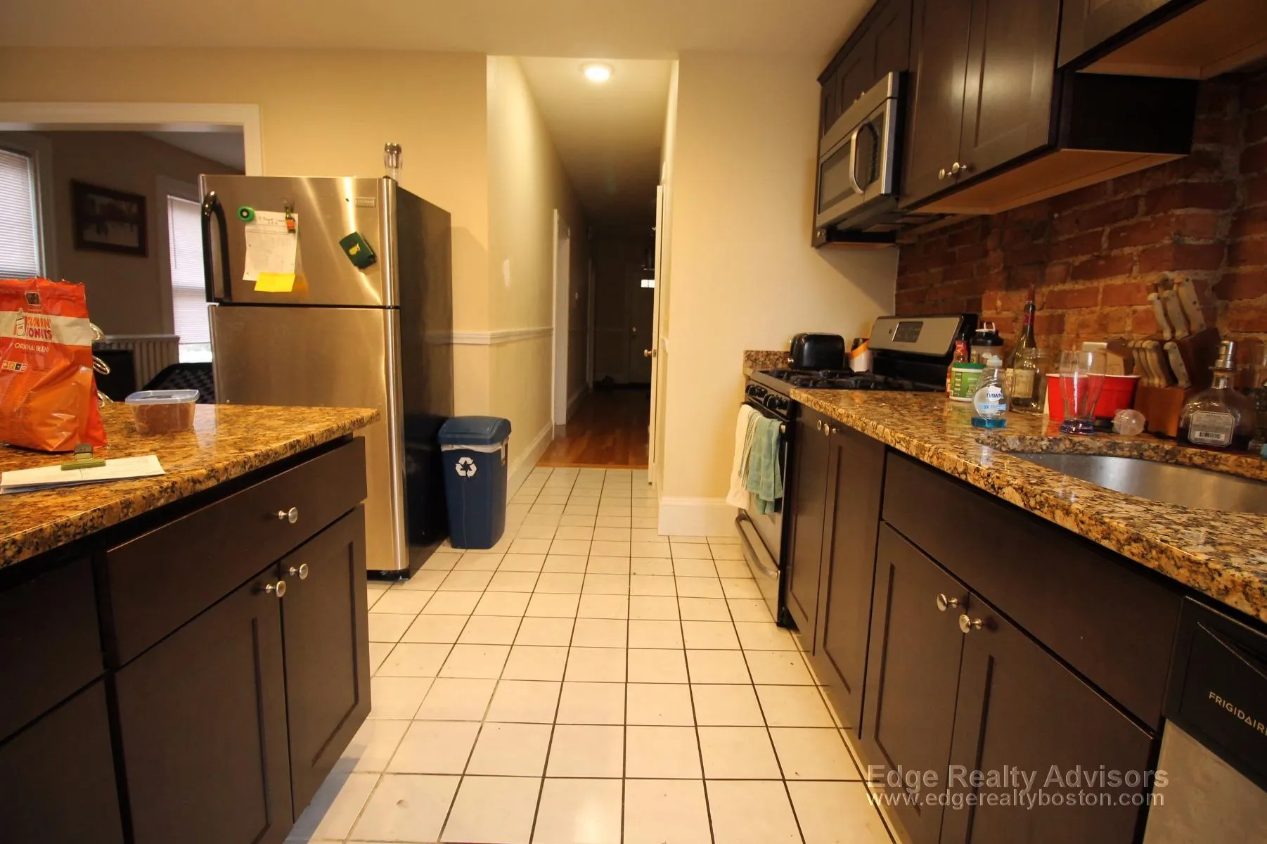 5 bed, 4+ bath apartment for rent at 17 Bennett St Unit 1, Brighton — photo 3 of 13