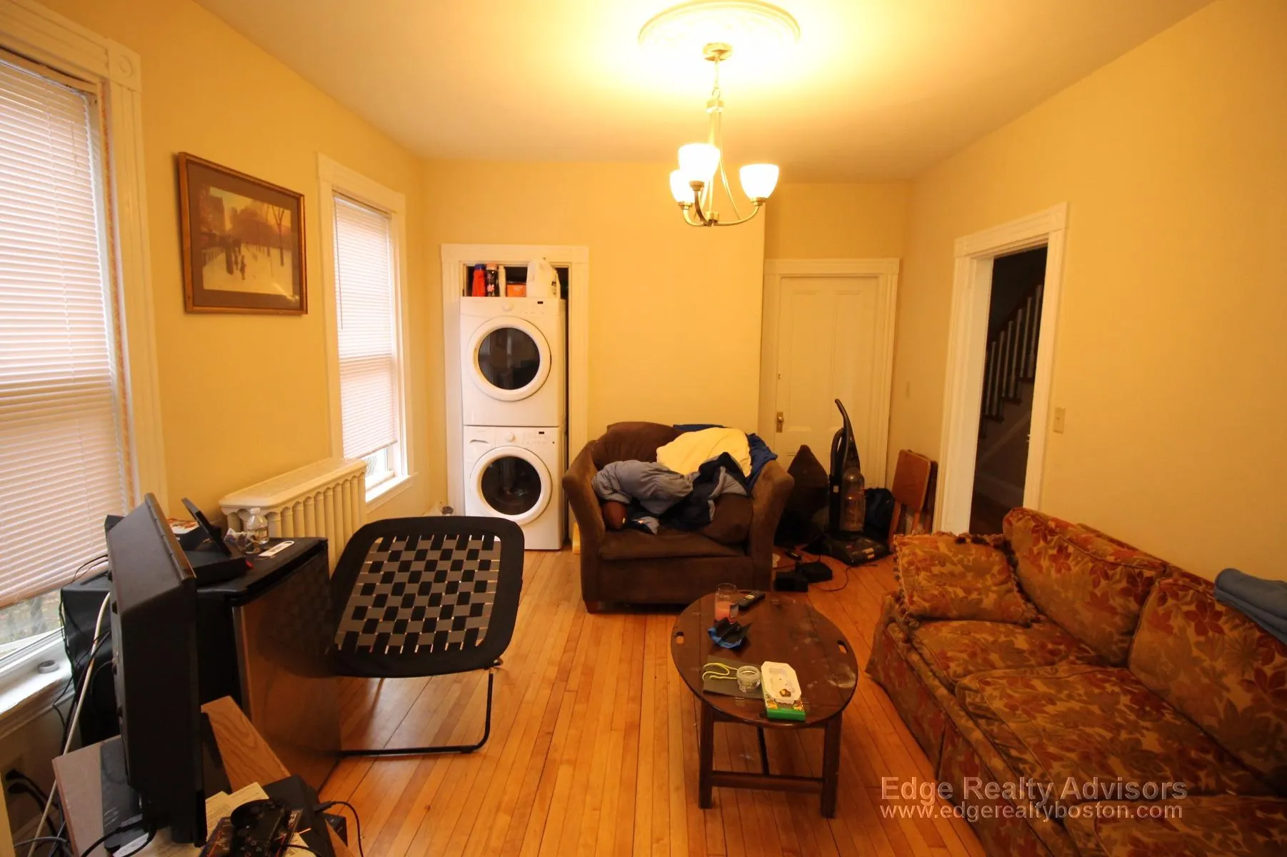 5 bed, 4+ bath apartment for rent at 17 Bennett St Unit 1, Brighton — photo 11 of 13