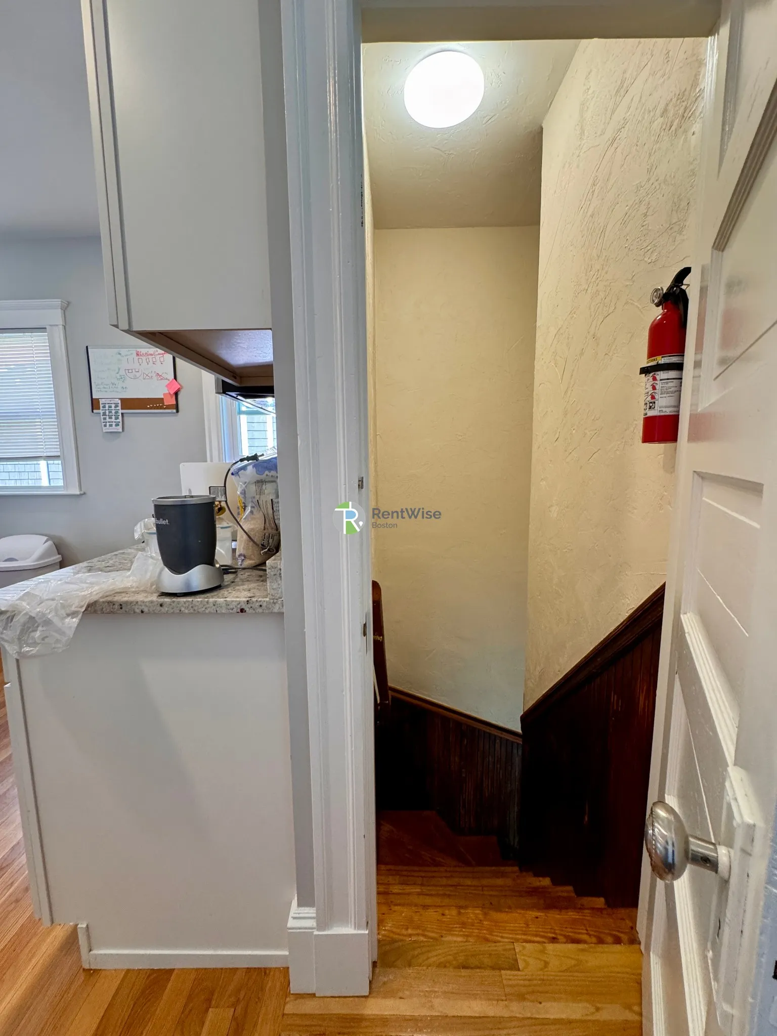 4 bed, 2 bath apartment for rent at 17 Berwick Rd Unit 1, South Medford — photo 24 of 31