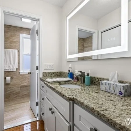 2 bed, 1 bath apartment for rent at 17 Bolton St Unit 17, Somerville — photo 15 of 18