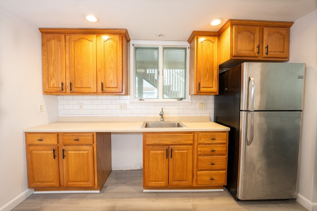 3 bed, 1 bath apartment for rent at 17 Boscobel St Unit 1, Braintree — photo 5 of 14