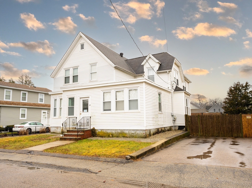 3 bed, 1 bath apartment for rent at 17 Boscobel St Unit 1, Braintree — photo 1 of 14
