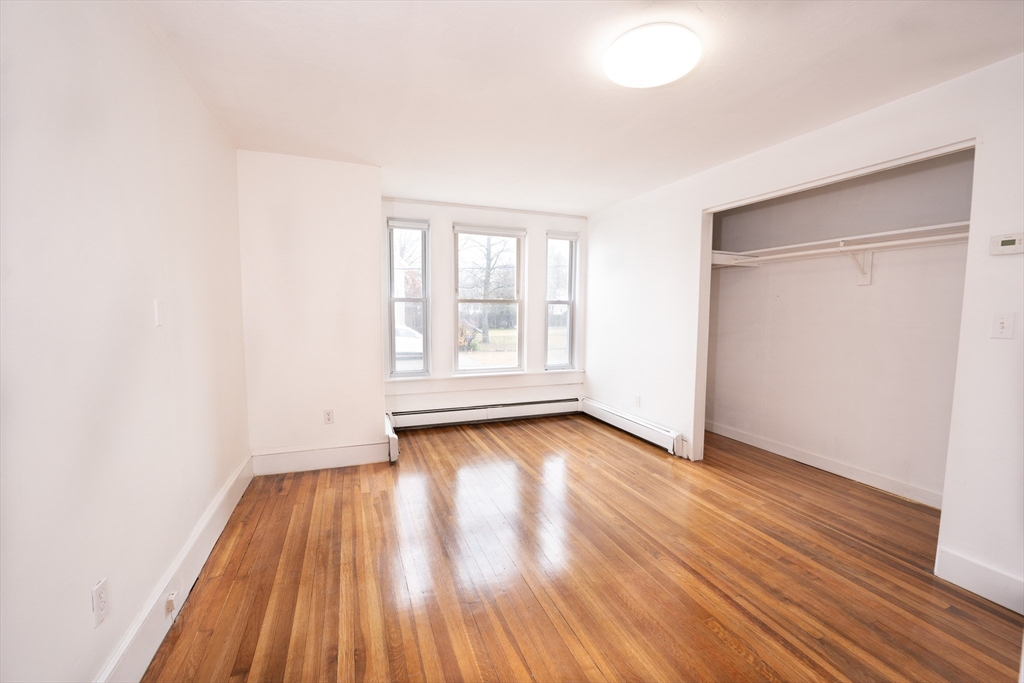 3 bed, 1 bath apartment for rent at 17 Boscobel St Unit 1, Braintree — photo 9 of 14