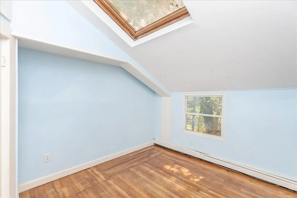 5 bed, 2 bath apartment for rent at 17 Boulder Rd, North Lexington — photo 33 of 41