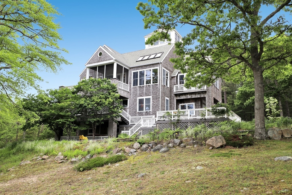 4 bed, 4+ bath apartment for rent at 17 Bourne Point Rd, Wareham — photo 2 of 42