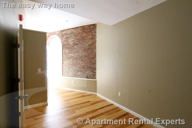 2 bed, 1 bath apartment for rent at 17 Bow St Unit 12, Union Square — photo 5 of 19