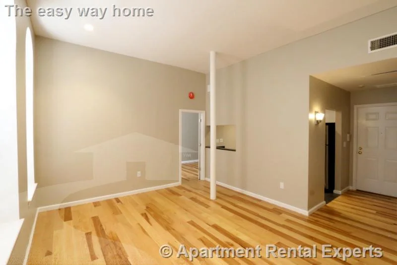 2 bed, 1 bath apartment for rent at 17 Bow St Unit 12, Union Square — photo 2 of 19