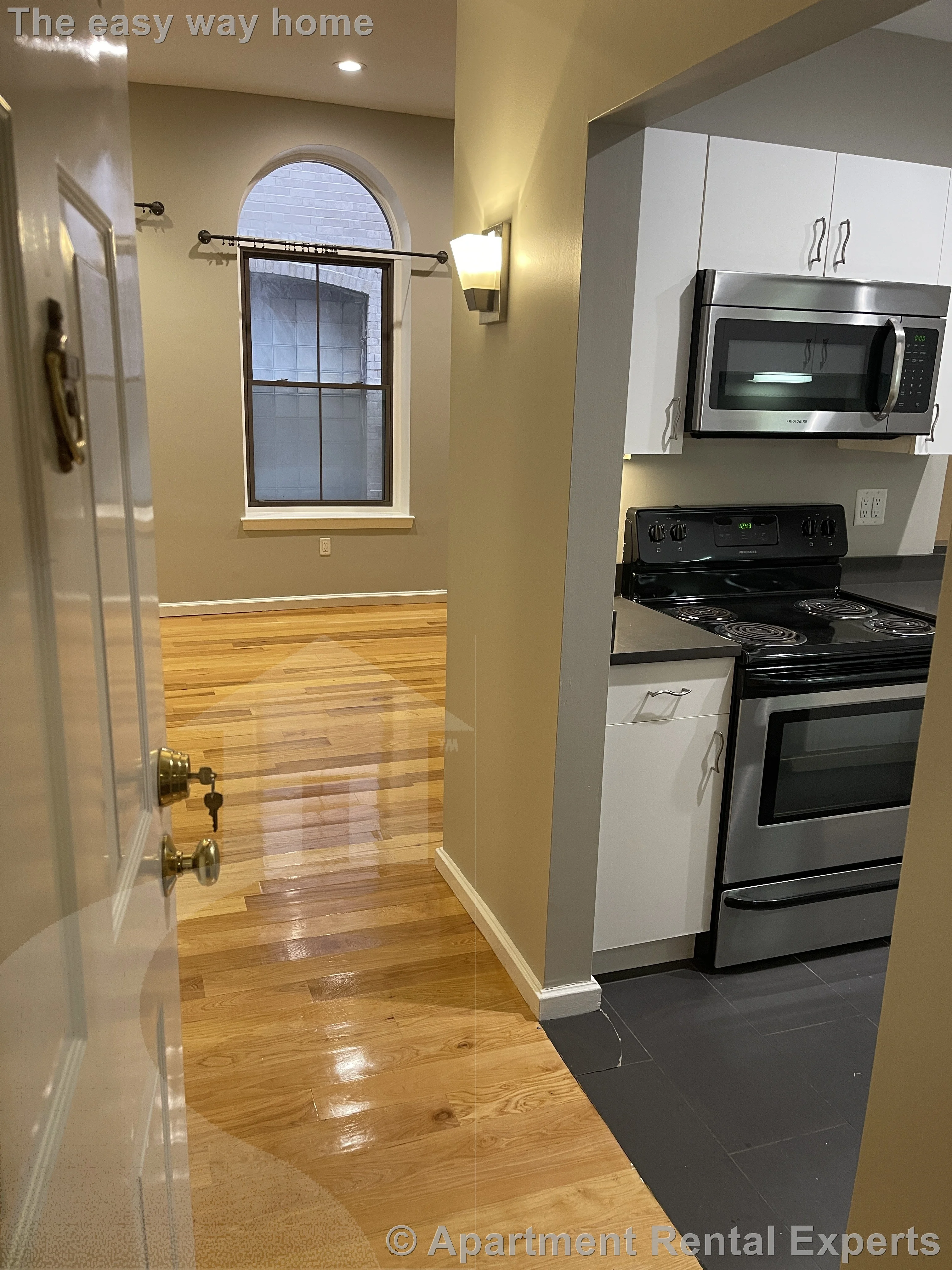 2 bed, 1 bath apartment for rent at 17 Bow St Unit 12, Union Square
