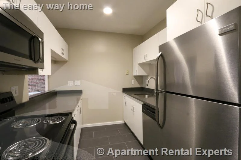 2 bed, 1 bath apartment for rent at 17 Bow St Unit 12, Union Square — photo 9 of 19