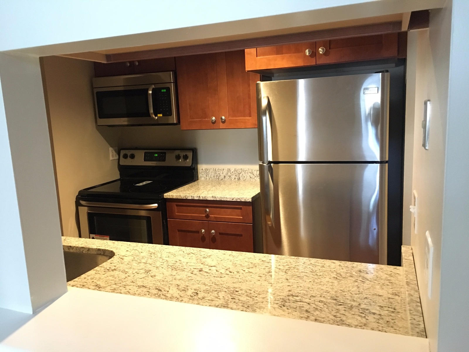 1 bed, 1 bath apartment for rent at 17 Bow St Unit 15, Prospect Hill — photo 3 of 7