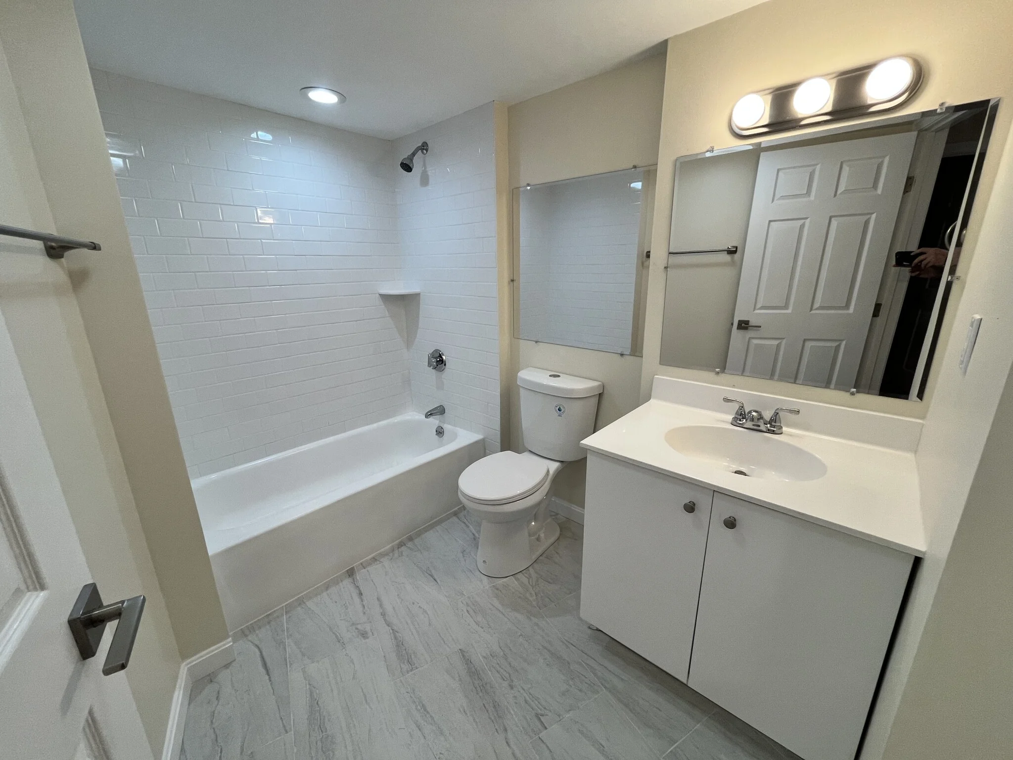 1 bed, 1 bath apartment for rent at 17 Bow St Unit 23, Prospect Hill — photo 9 of 10