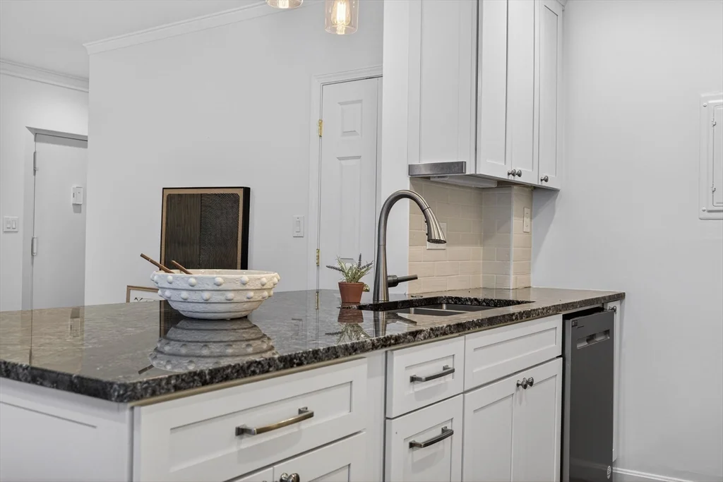 2 bed, 2 bath apartment for rent at 17 Bowdoin St Unit 3AB, Beacon Hill — photo 12 of 28