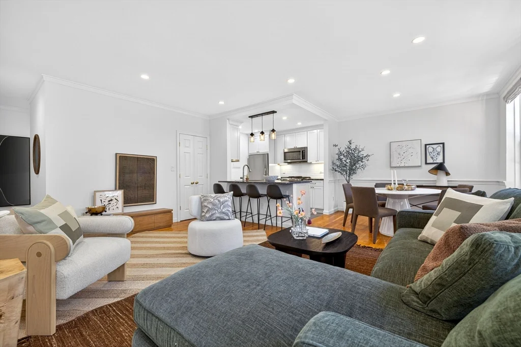 2 bed, 2 bath apartment for rent at 17 Bowdoin St Unit 3AB, Beacon Hill — photo 15 of 28