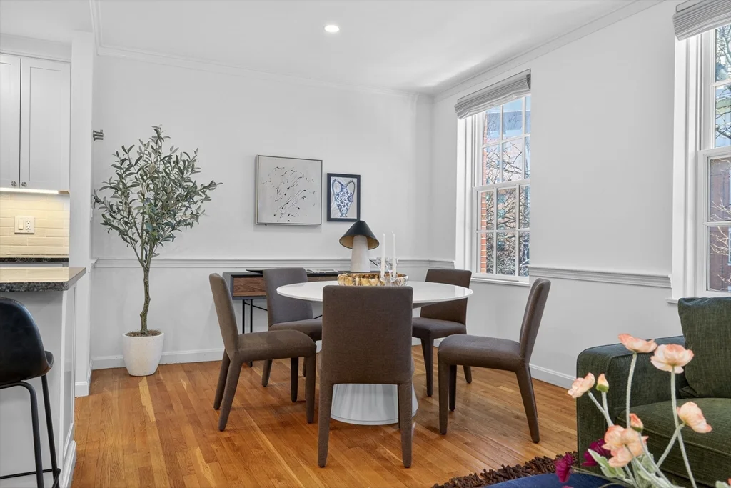 2 bed, 2 bath apartment for rent at 17 Bowdoin St Unit 3AB, Beacon Hill — photo 4 of 28
