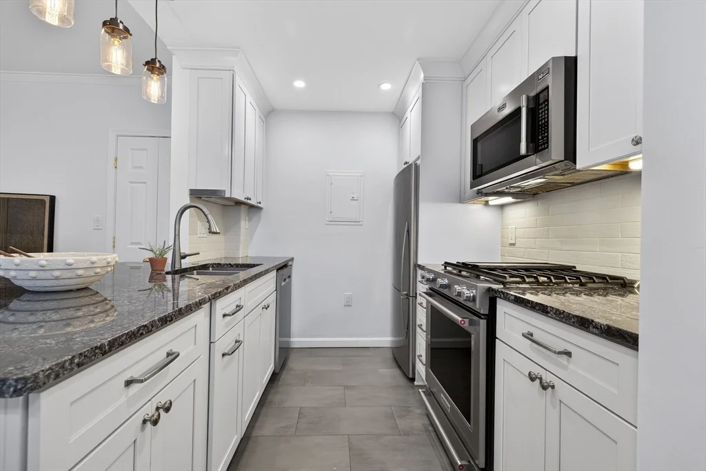 2 bed, 2 bath apartment for rent at 17 Bowdoin St Unit 3AB, Beacon Hill — photo 10 of 28
