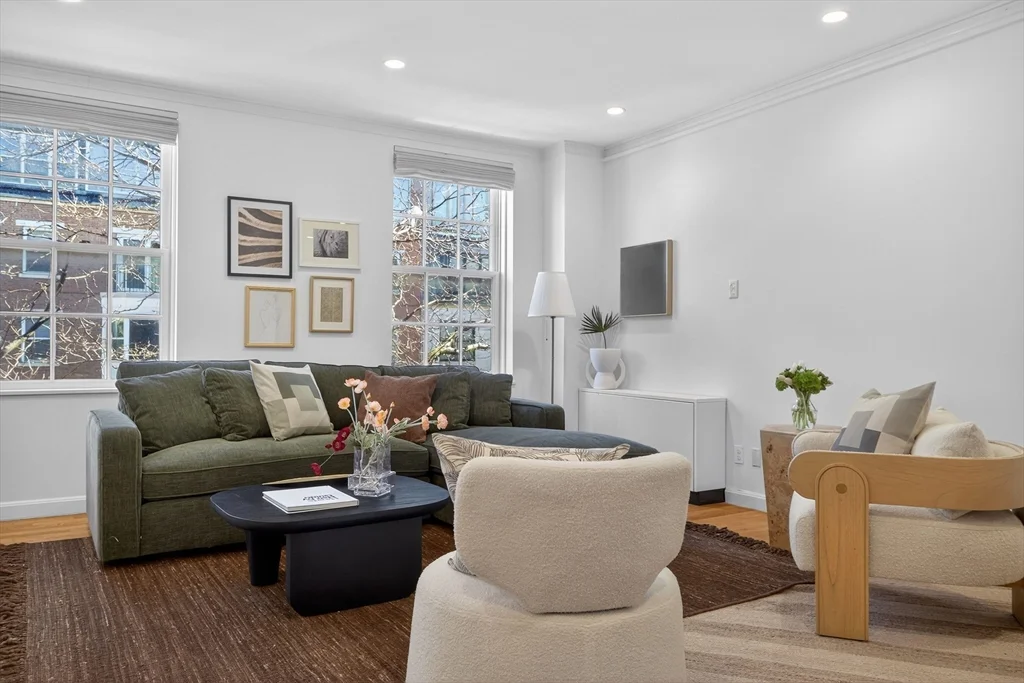 2 bed, 2 bath apartment for rent at 17 Bowdoin St Unit 3AB, Beacon Hill — photo 8 of 28