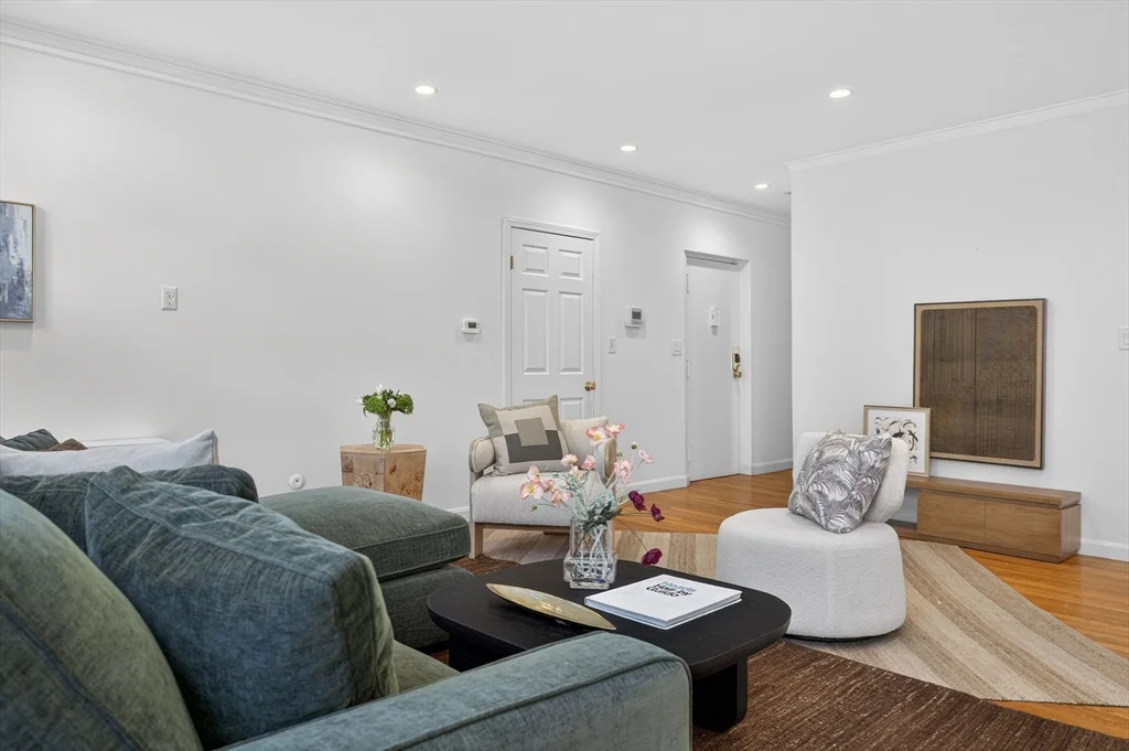 2 bed, 2 bath apartment for rent at 17 Bowdoin St Unit 3AB, Beacon Hill — photo 9 of 28