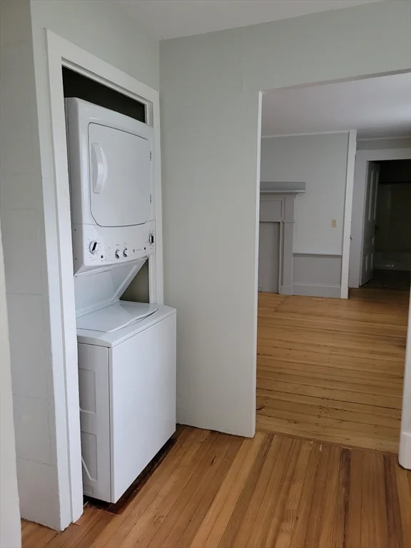 3 bed, 2 bath apartment for rent at 17 Boynton Rd, Templeton — photo 6 of 15