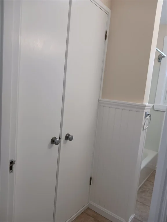 1 bed, 1 bath apartment for rent at 17 Brewster St Unit B, Plymouth — photo 5 of 9