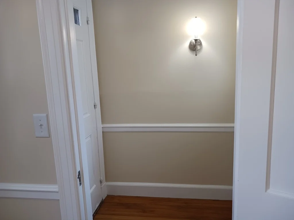 1 bed, 1 bath apartment for rent at 17 Brewster St Unit B, Plymouth — photo 8 of 9