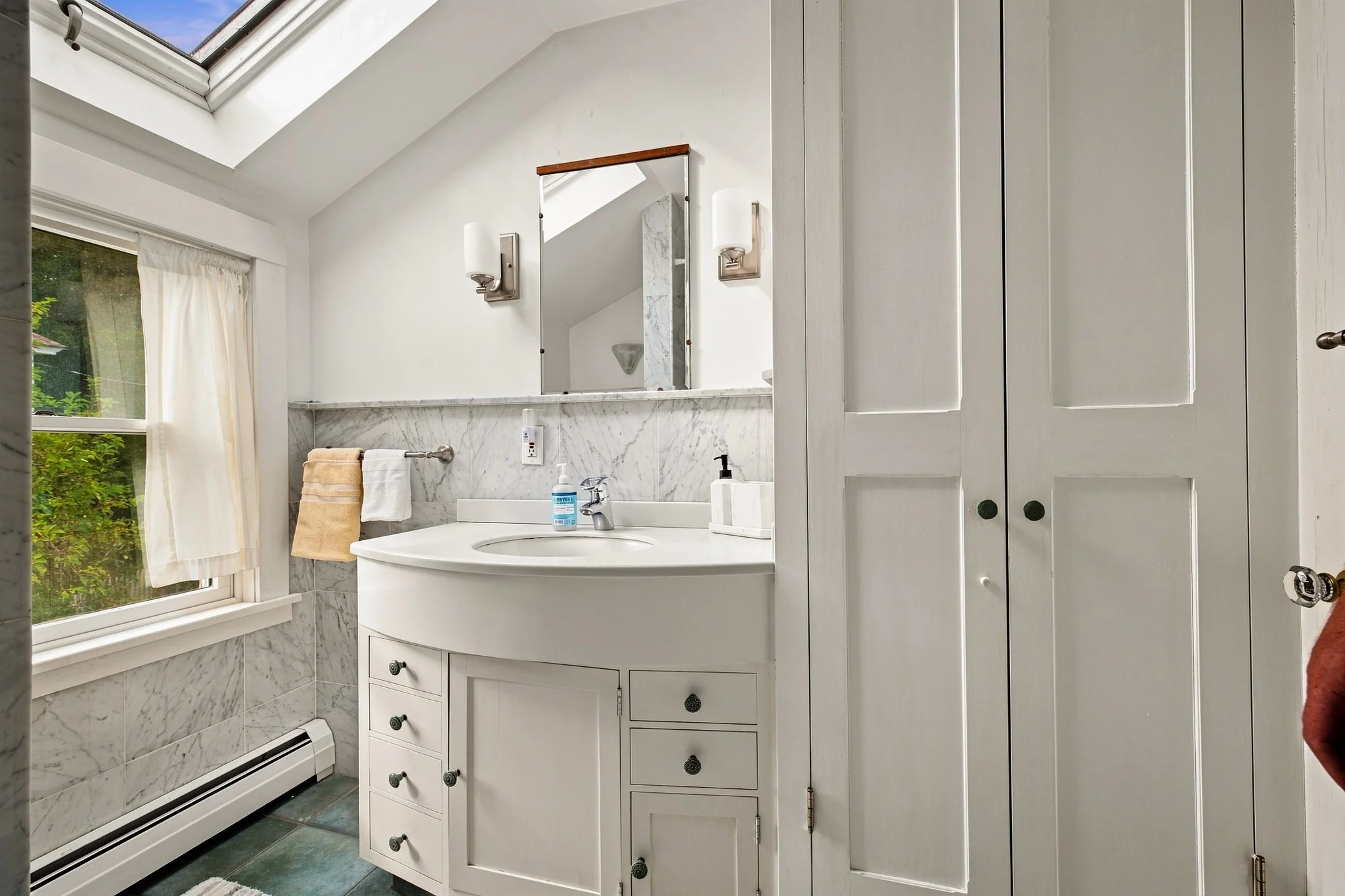4 bed, 1 bath apartment for rent at 17 Briarstone, Rockport — photo 13 of 19