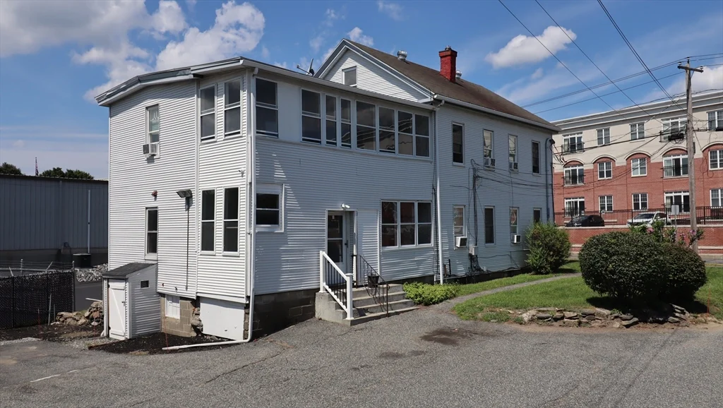 1 bed, 1 bath apartment for rent at 17 Brigham St Unit 23, Westborough — photo 10 of 13