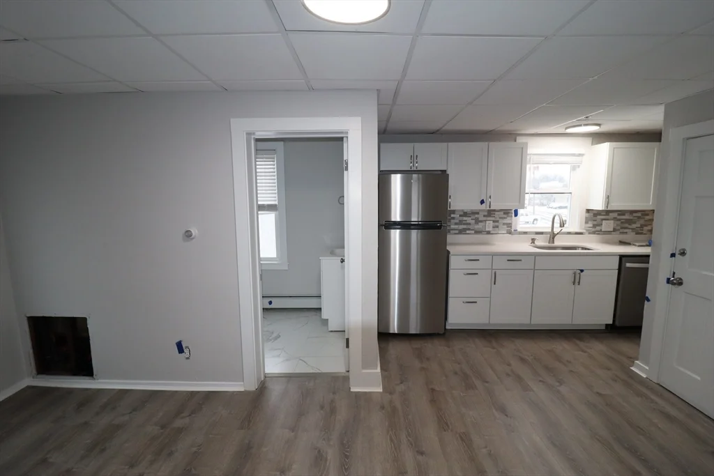 1 bed, 1 bath apartment for rent at 17 Brigham St Unit 23, Westborough — photo 4 of 13