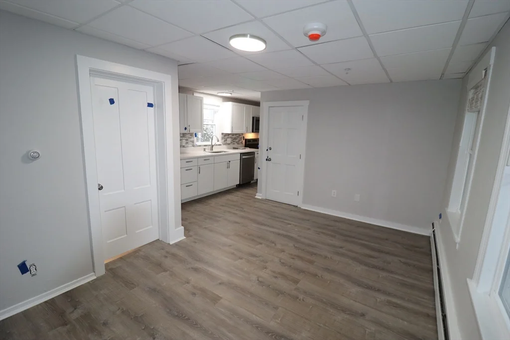 1 bed, 1 bath apartment for rent at 17 Brigham St Unit 23, Westborough — photo 3 of 13