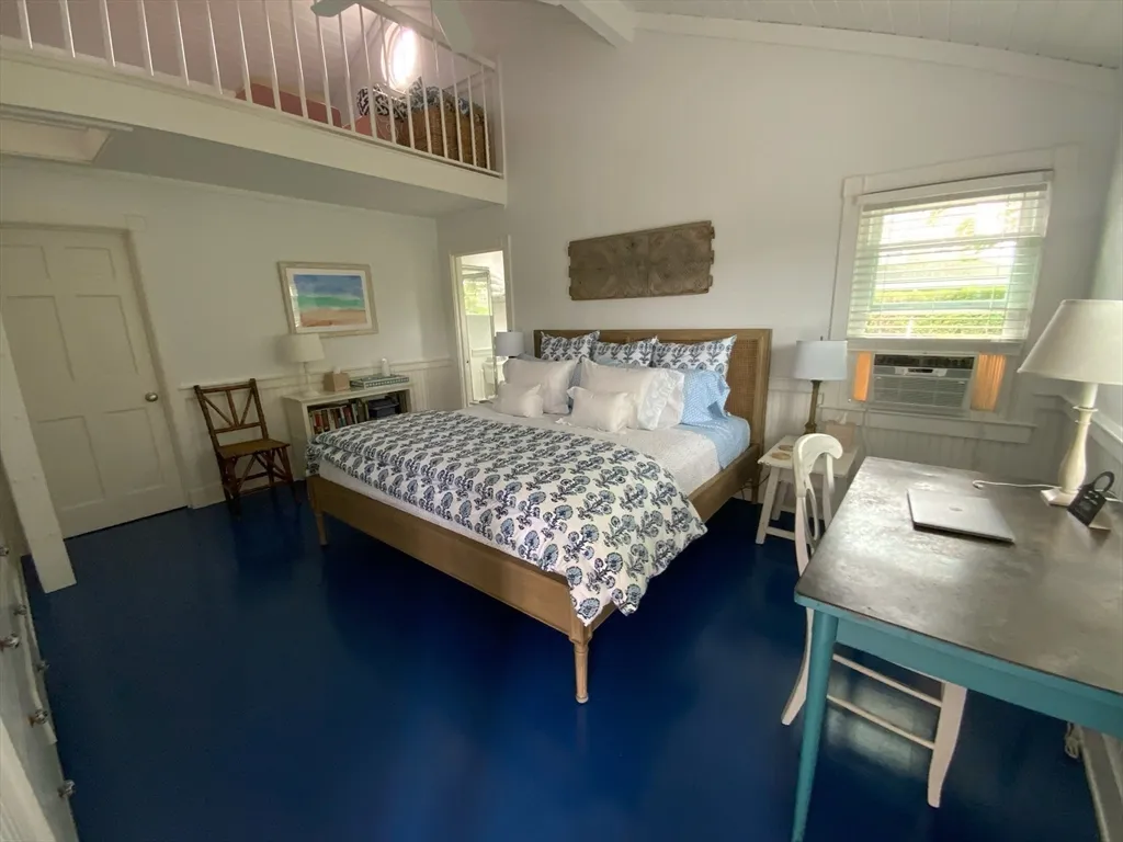 5 bed, 4+ bath apartment for rent at 17 Burnell, Nantucket — photo 17 of 24