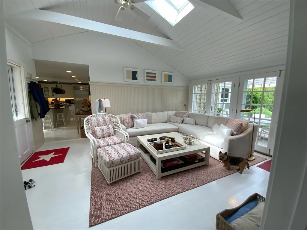 5 bed, 4+ bath apartment for rent at 17 Burnell, Nantucket — photo 15 of 24