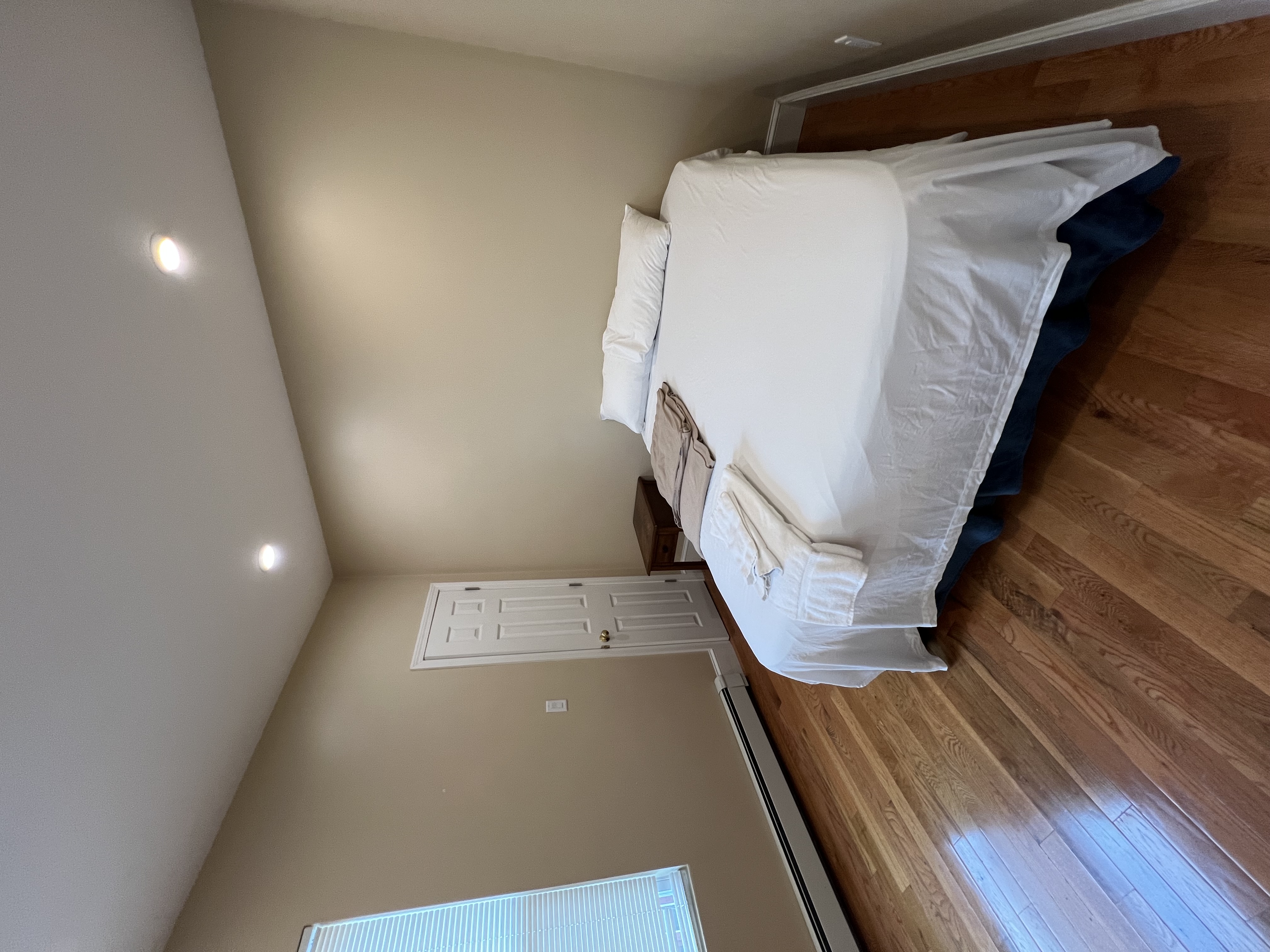 Studio bed, 1 bath apartment for rent at 17 Burney St Unit 2A, Mission Hill — photo 4 of 9