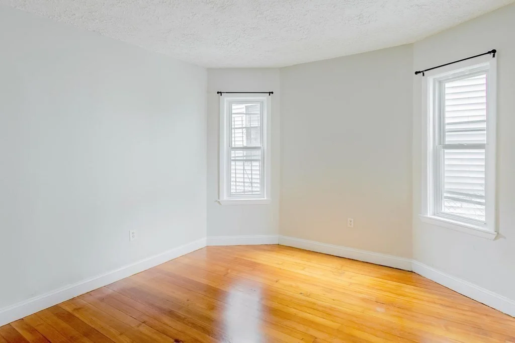 3 bed, 1 bath apartment for rent at 17 Cawfield Unit 1, Dorchester — photo 9 of 13