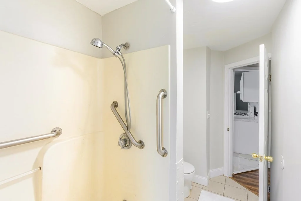 3 bed, 1 bath apartment for rent at 17 Cawfield Unit 1, Dorchester — photo 11 of 13