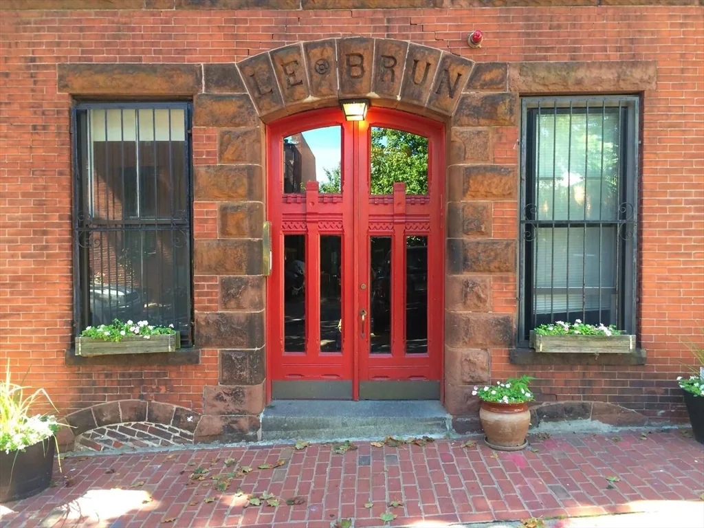 1 bed, 1 bath apartment for rent at 17 Cazenove St Unit 406, South End — photo 22 of 26