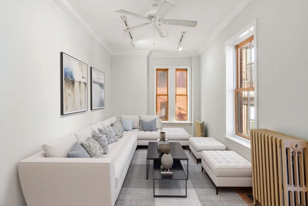 1 bed, 1 bath apartment for rent at 17 Cazenove St Unit 406, South End
