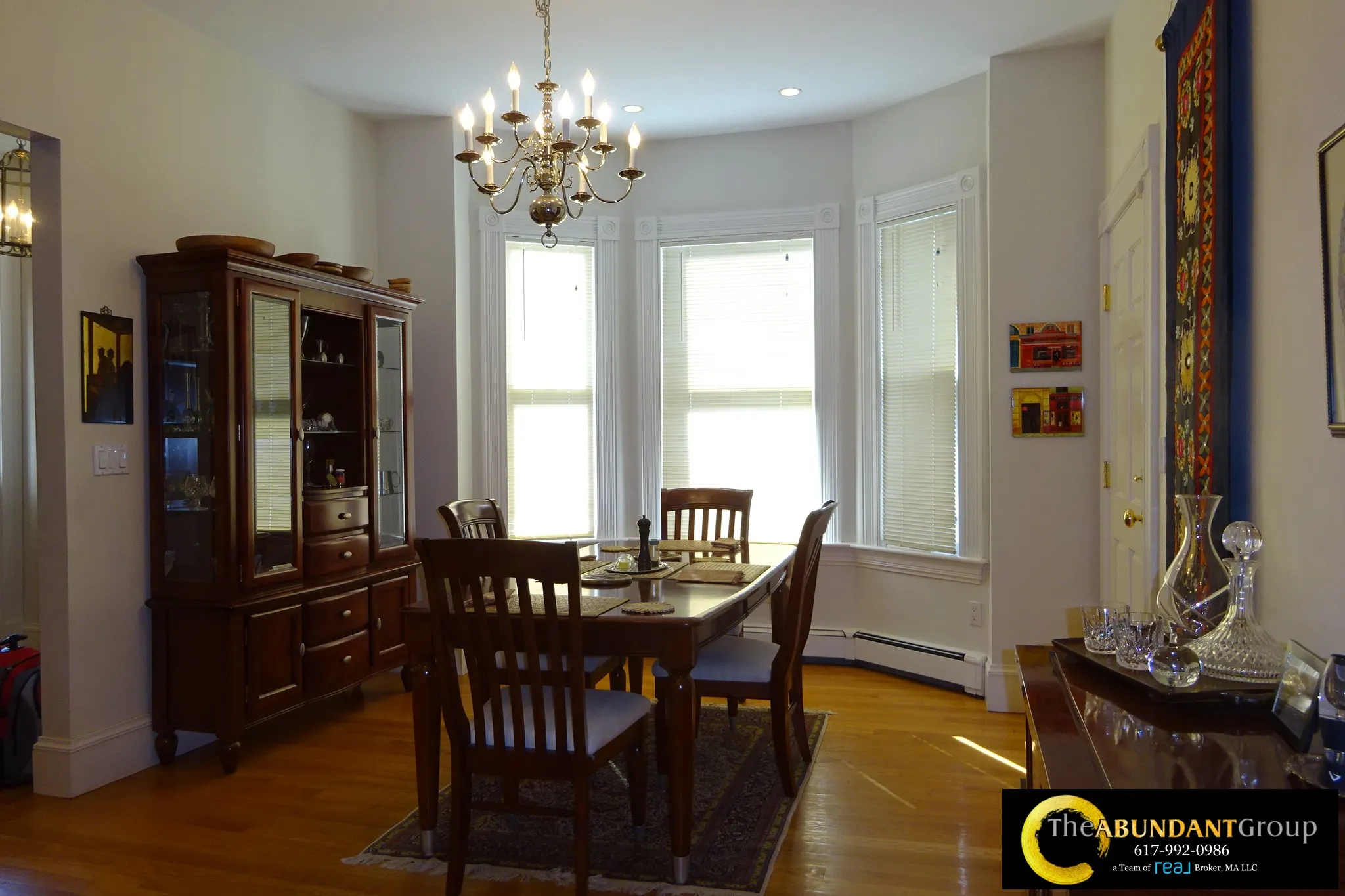 3 bed, 2.5 bath apartment for rent at 17 Centre St Unit 01, Mid Cambridge — photo 8 of 25