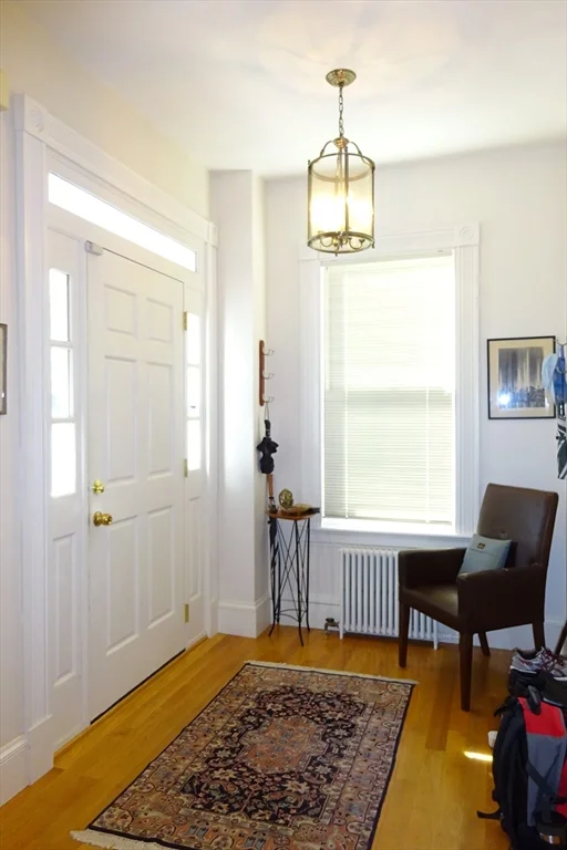3 bed, 2 bath apartment for rent at 17 Centre St Unit 1, Harvard Square — photo 1 of 25