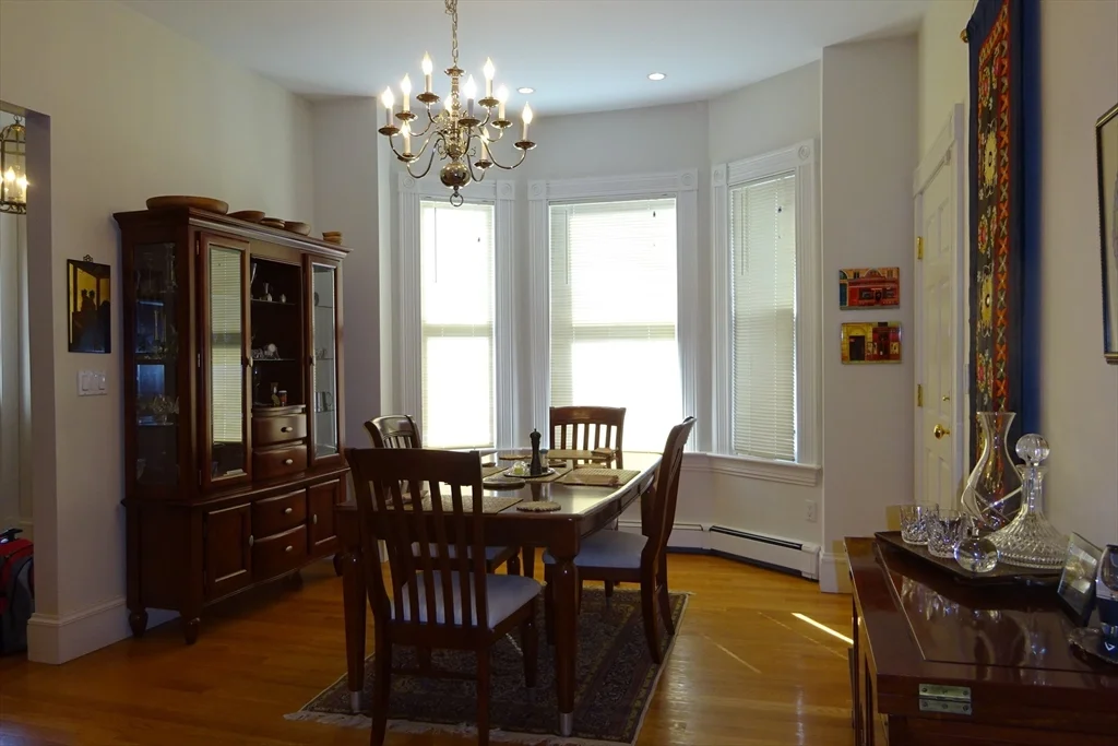 3 bed, 2 bath apartment for rent at 17 Centre St Unit 1, Harvard Square — photo 8 of 25