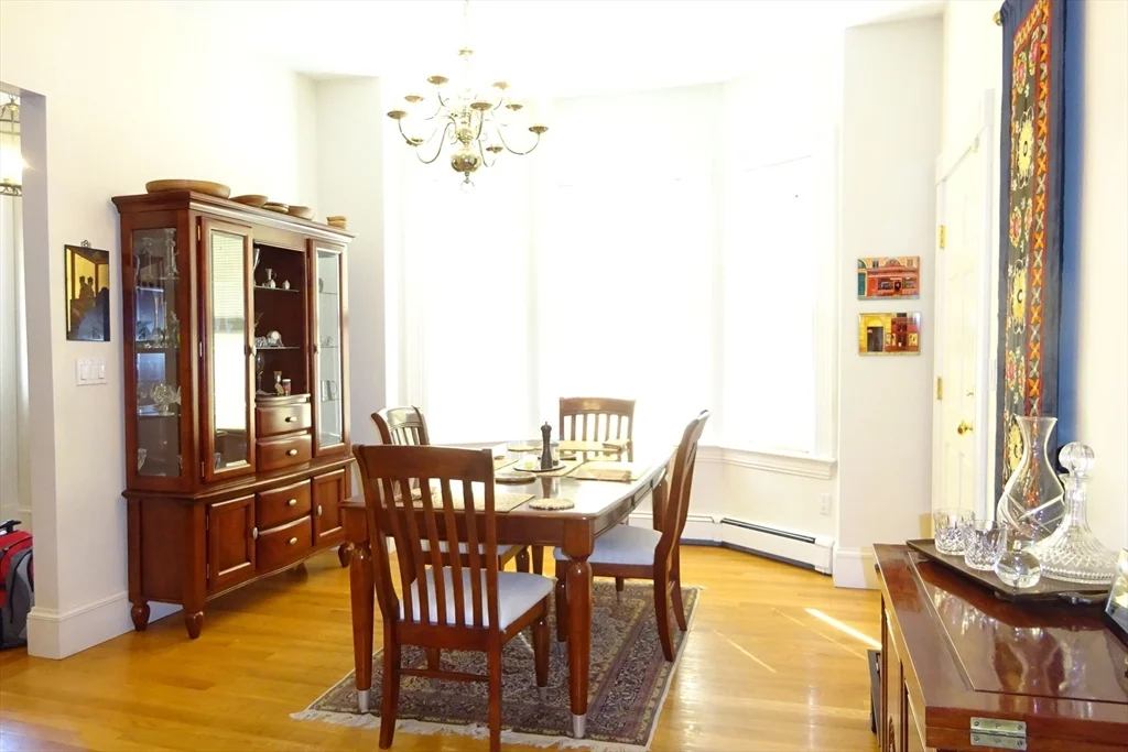 3 bed, 2 bath apartment for rent at 17 Centre St Unit 1, Harvard Square — photo 7 of 25