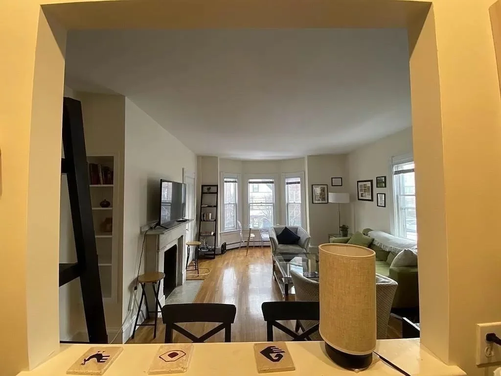 1 bed, 1 bath apartment for rent at 17 Centre St Unit 2F, Mid Cambridge — photo 2 of 12