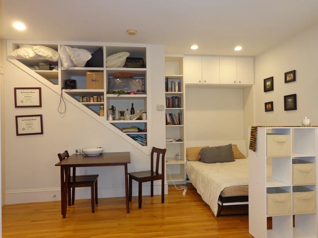 1 bed, 1 bath apartment for rent at 17 Centre St Unit 2R, Harvard Square — photo 10 of 12