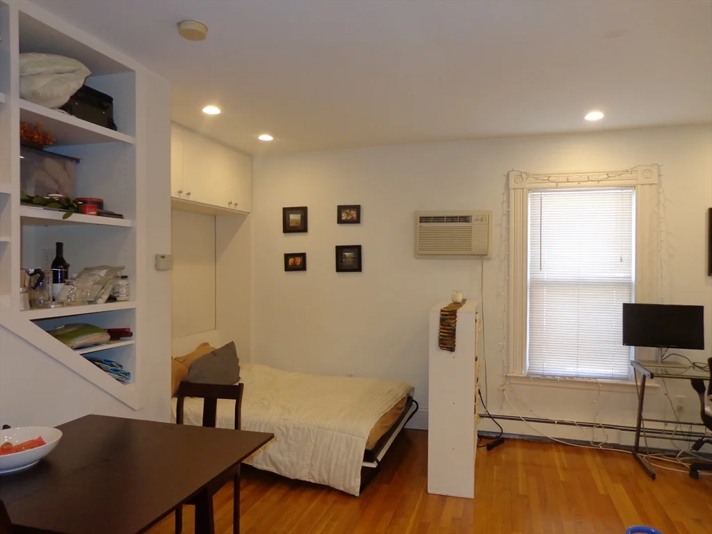 1 bed, 1 bath apartment for rent at 17 Centre St Unit 2R, Harvard Square — photo 9 of 12