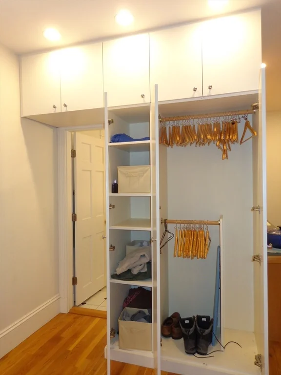 1 bed, 1 bath apartment for rent at 17 Centre St Unit 2R, Harvard Square — photo 12 of 12