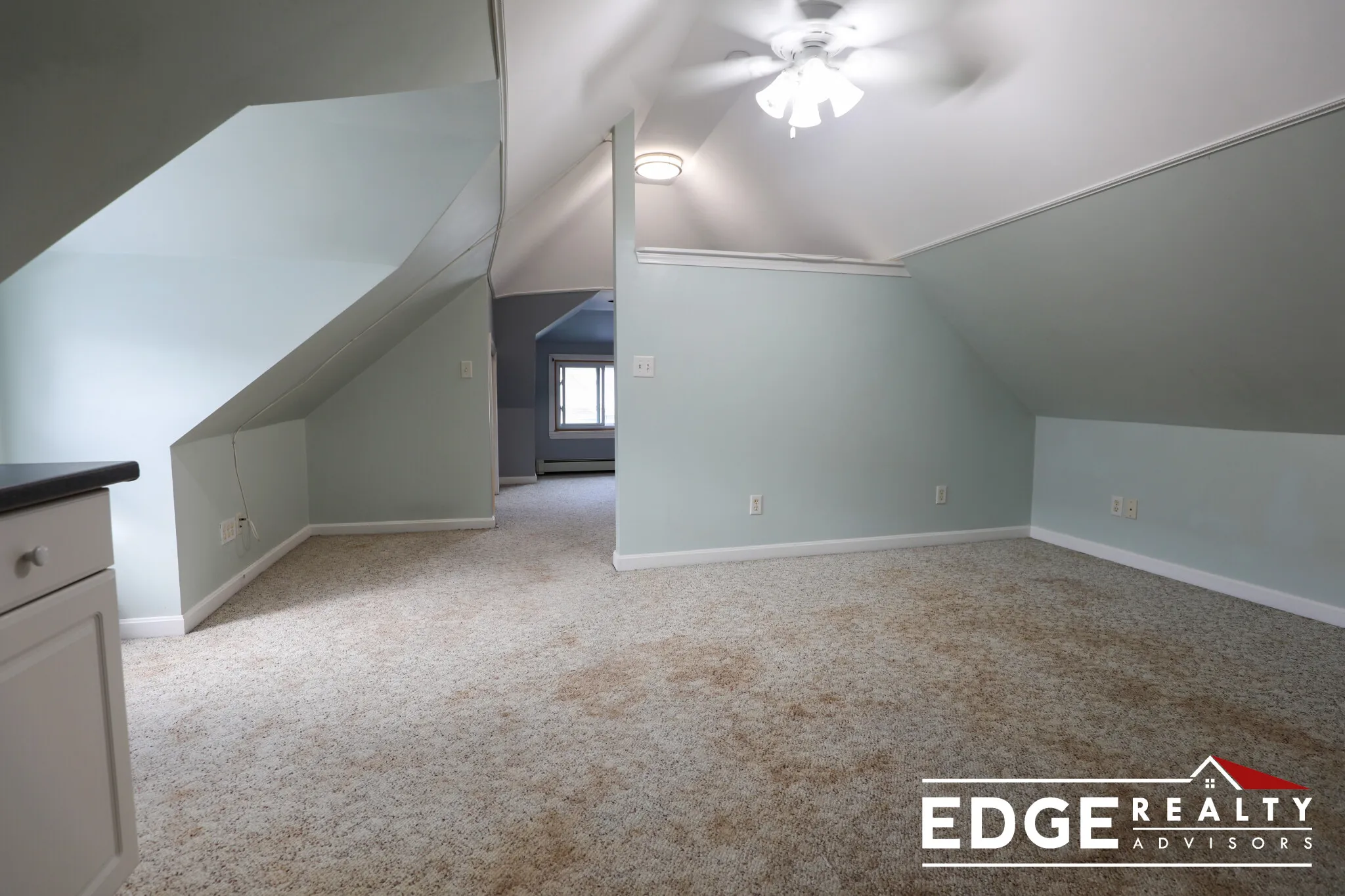 4 bed, 2 bath apartment for rent at 17 Champney St Unit 1, Brighton — photo 16 of 19