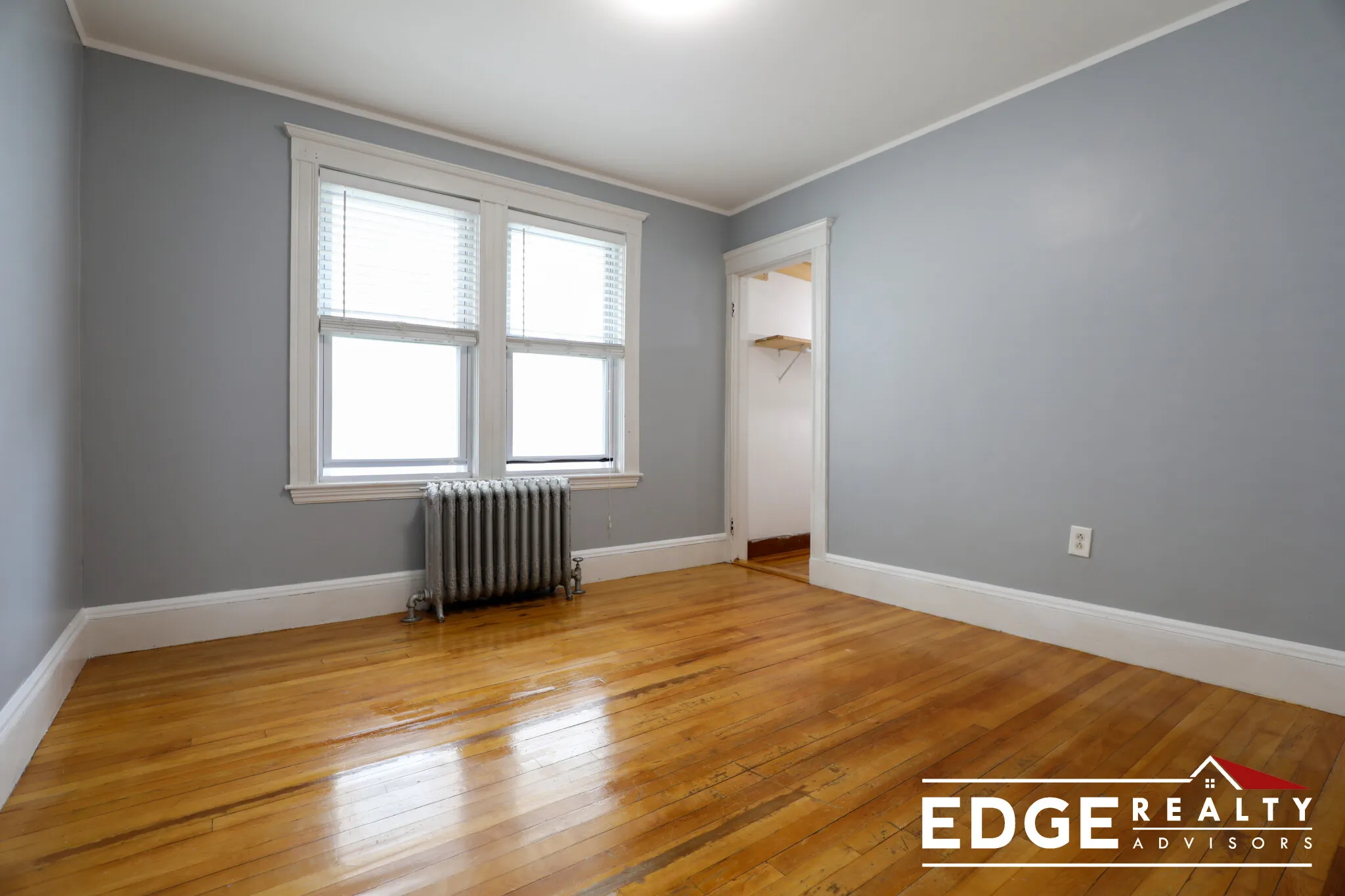 4 bed, 2 bath apartment for rent at 17 Champney St Unit 1, Brighton — photo 8 of 19