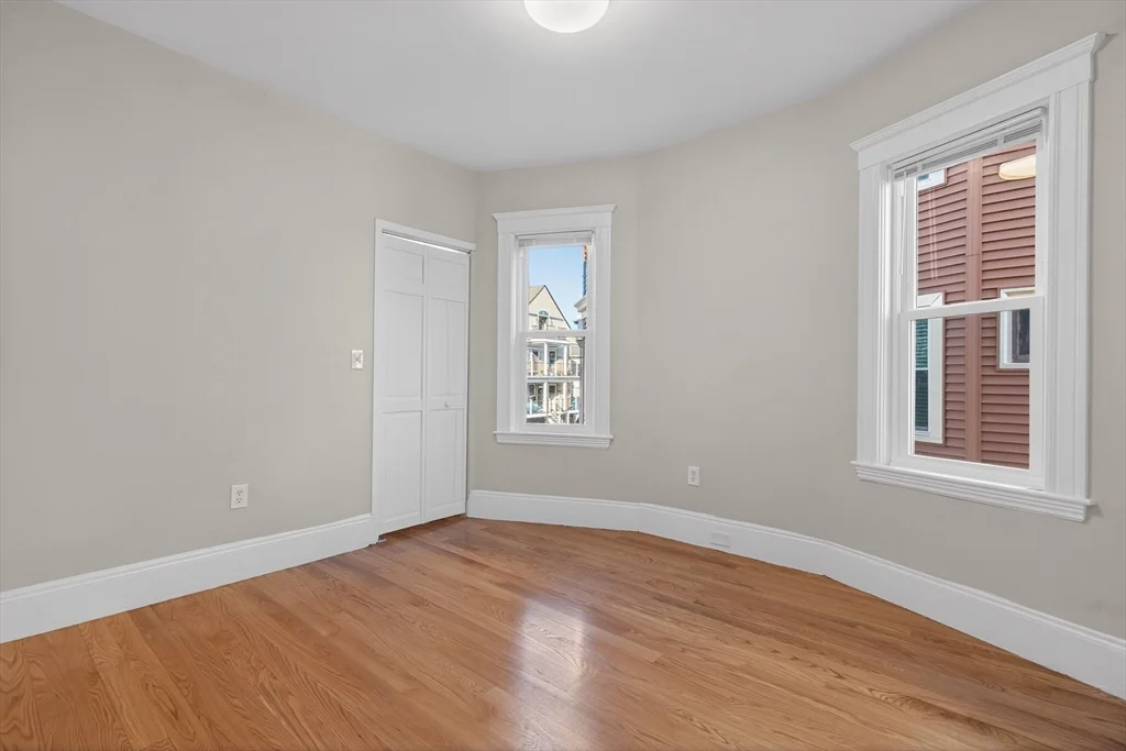 3 bed, 1 bath apartment for rent at 17 Chelmsford St Unit 3, Dorchester — photo 9 of 20