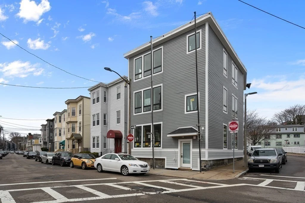 2 bed, 2 bath apartment for rent at 17 Chestnut Ave Unit 3, Jamaica Plain — photo 11 of 11